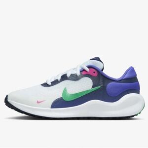 Nike White and Purple Sneakers, size 3